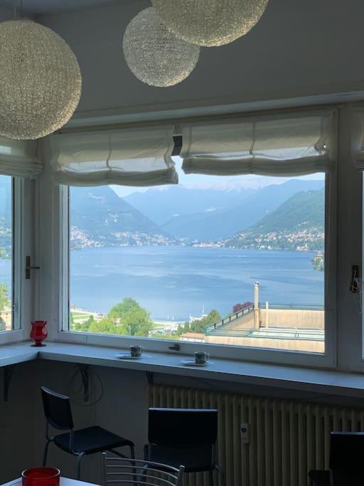 Look Giovane Per Una Casa Vista Lago Como Exterior photo