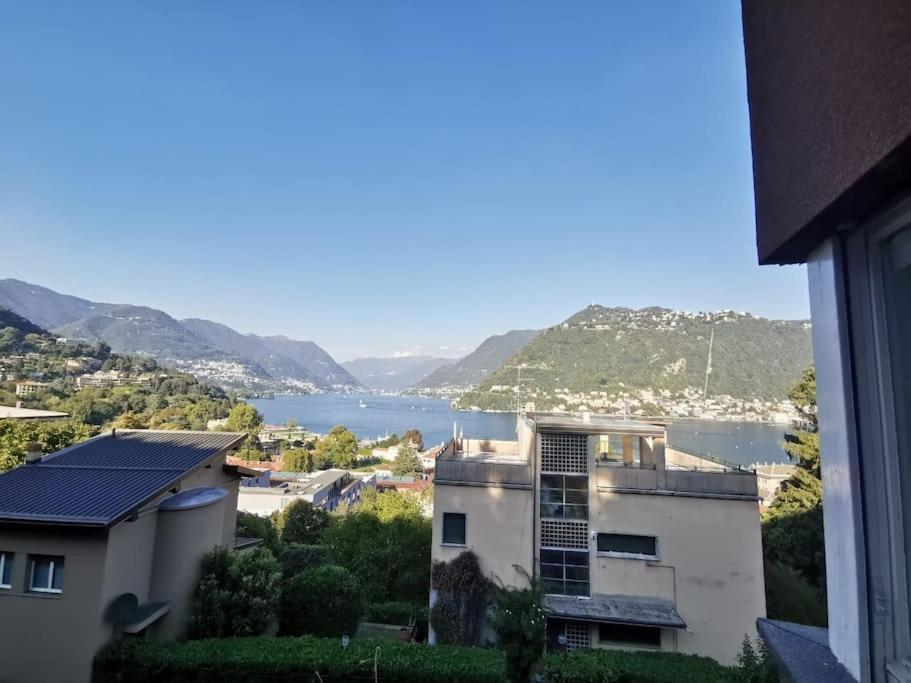 Look Giovane Per Una Casa Vista Lago Como Exterior photo